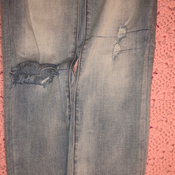 Jeans - Picture 3 of 4